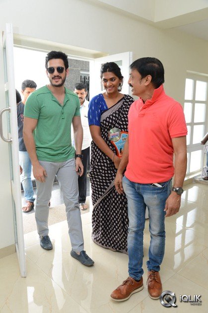 Pelli-Chupulu-Movie-Abhinandhana-Sabha